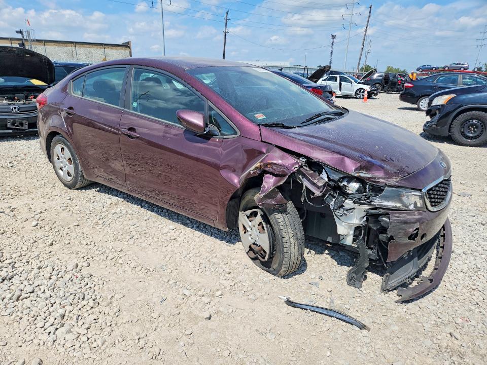 Photo 4 from auction – 2017 KIA FORTE with VIN 3KPFK4A77HE083646