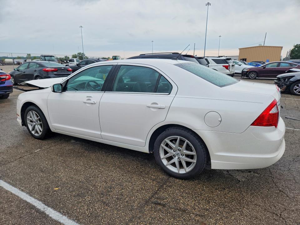 Photo 2 from auction – 2011 FORD FUSION with VIN 3FAHP0JG5BR342014