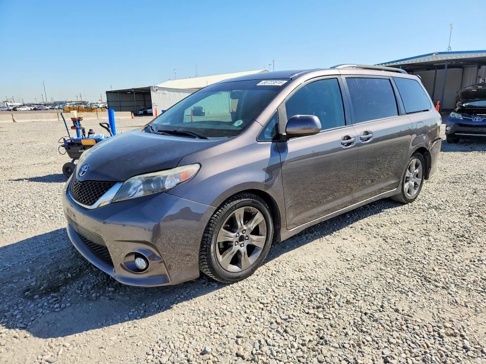 TOYOTA SIENNA 2012 with VIN 5TDXK3DC8CS236072 - Photo from auction