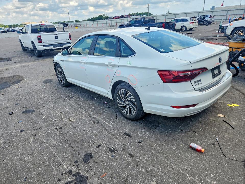 Foto 2 de la subasta – 2020 VOLKSWAGEN JETTA con VIN 3VWEB7BU3LM062547