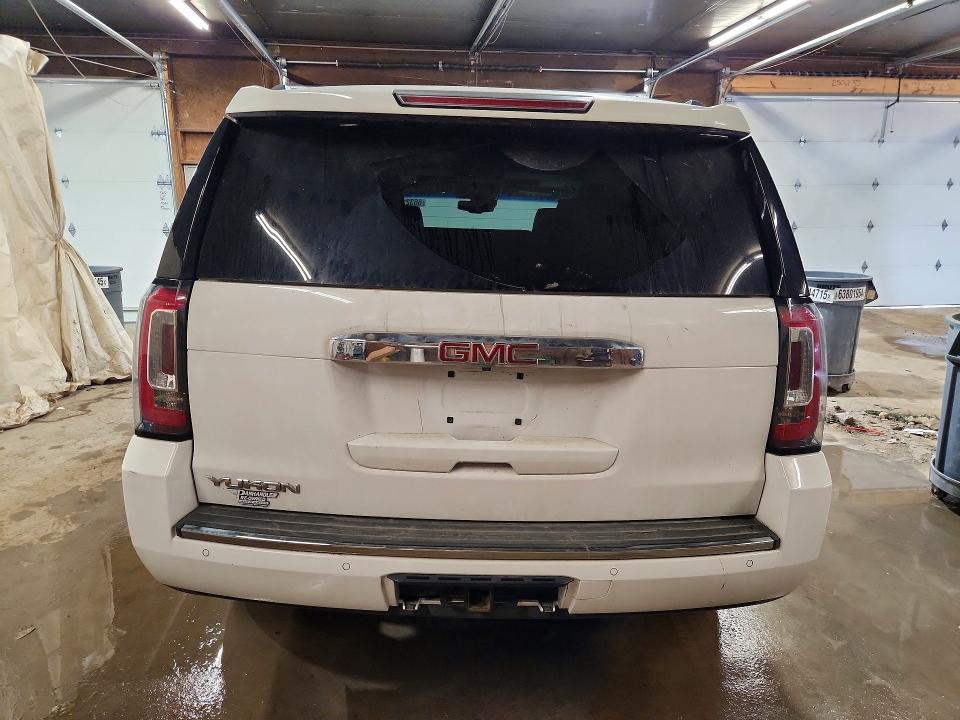 Снимка 6 от търг – 2018 GMC YUKON с VIN 1GKS2CKJ8JR323191