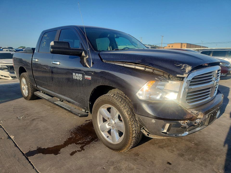 Photo 4 from auction – 2016 RAM 1500 with VIN 1C6RR7LT2GS266086