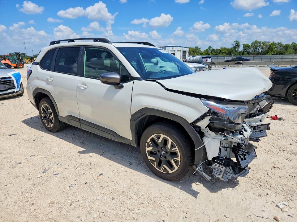 Photo 4 from auction – 2025 SUBARU FORESTER with VIN JF2SLDDCXSH576728