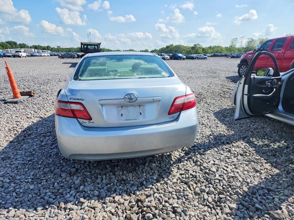 Photo 6 from auction – 2007 TOYOTA CAMRY with VIN 4T1BE46K87U128754