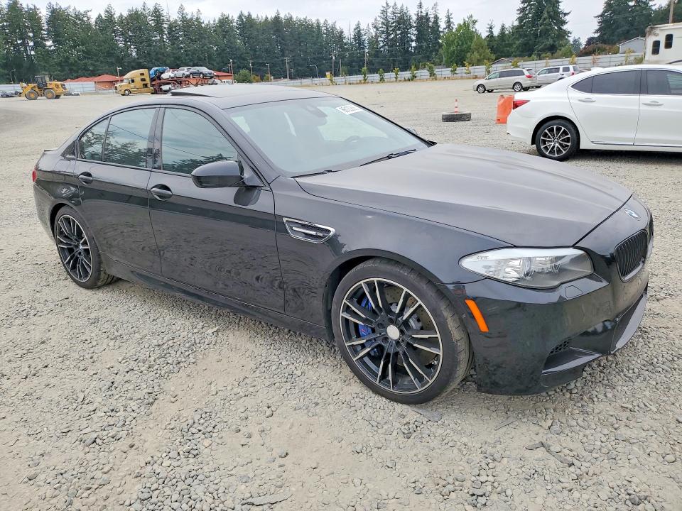 Photo 4 from auction – 2013 BMW M5 with VIN WBSFV9C53DC774134