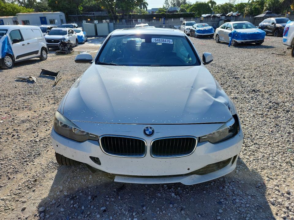 Photo 5 from auction – 2015 BMW 328 with VIN WBA3C1C53FK120869