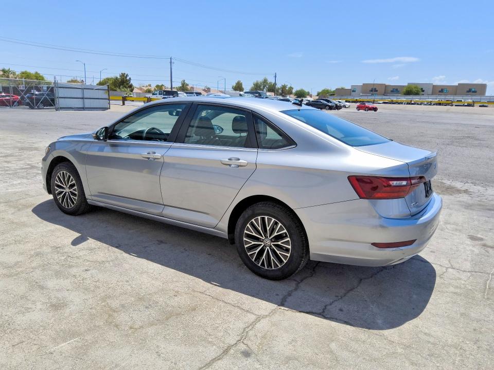 Photo 2 from auction – 2021 VOLKSWAGEN JETTA with VIN 3VWC57BU8MM100838