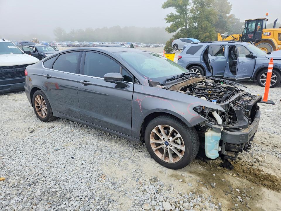 Zdjęcie 4 z aukcji – 2019 FORD FUSION z VIN 3FA6P0HD8KR246204