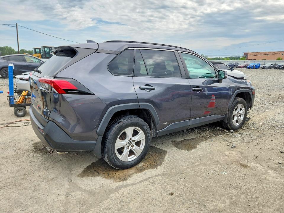 Zdjęcie 3 z aukcji – 2019 TOYOTA RAV4 z VIN 2T3MWRFV7KW005413