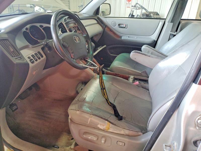 Photo 7 from auction – 2004 TOYOTA HIGHLANDER with VIN JTEEP21A240044944