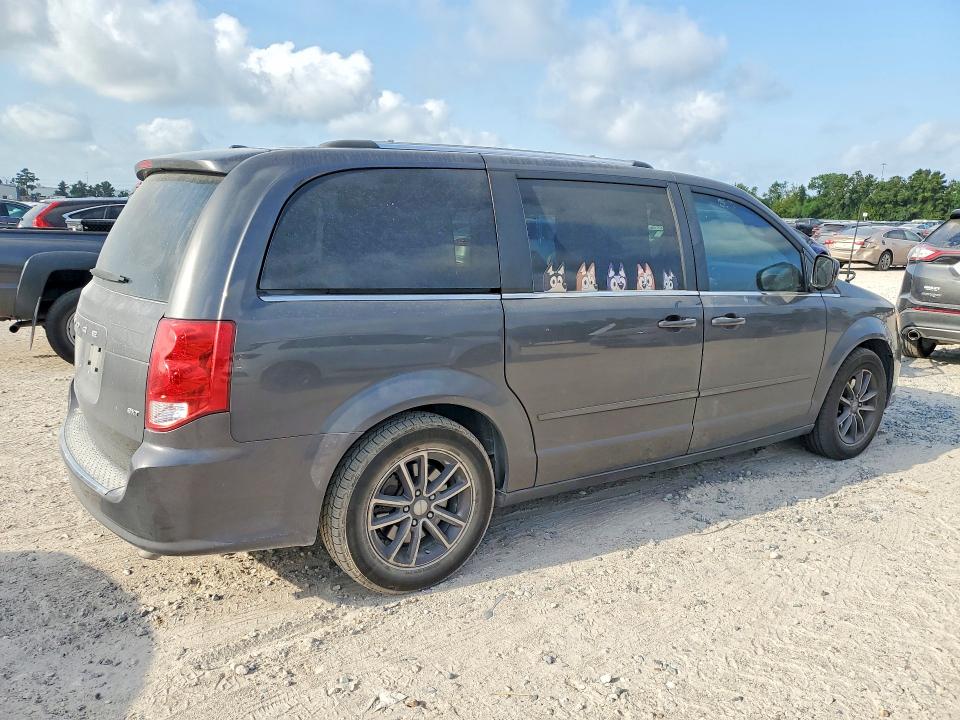 Photo 3 from auction – 2017 DODGE GRAND CARAVAN with VIN 2C4RDGCG7HR662267