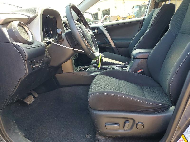 Photo 7 from auction – 2018 TOYOTA RAV4 with VIN 2T3RFREV1JW700959