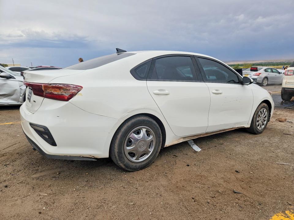 Photo 3 from auction – 2019 KIA FORTE with VIN 3KPF24AD3KE026213