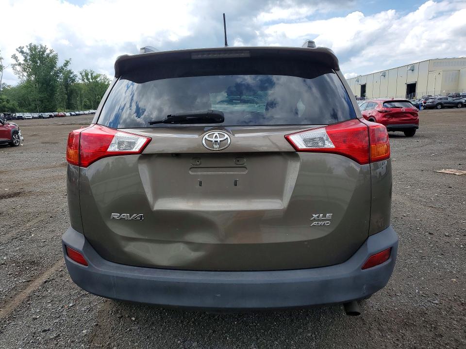 Photo 6 from auction – 2014 TOYOTA RAV4 with VIN 2T3RFREV4EW156124
