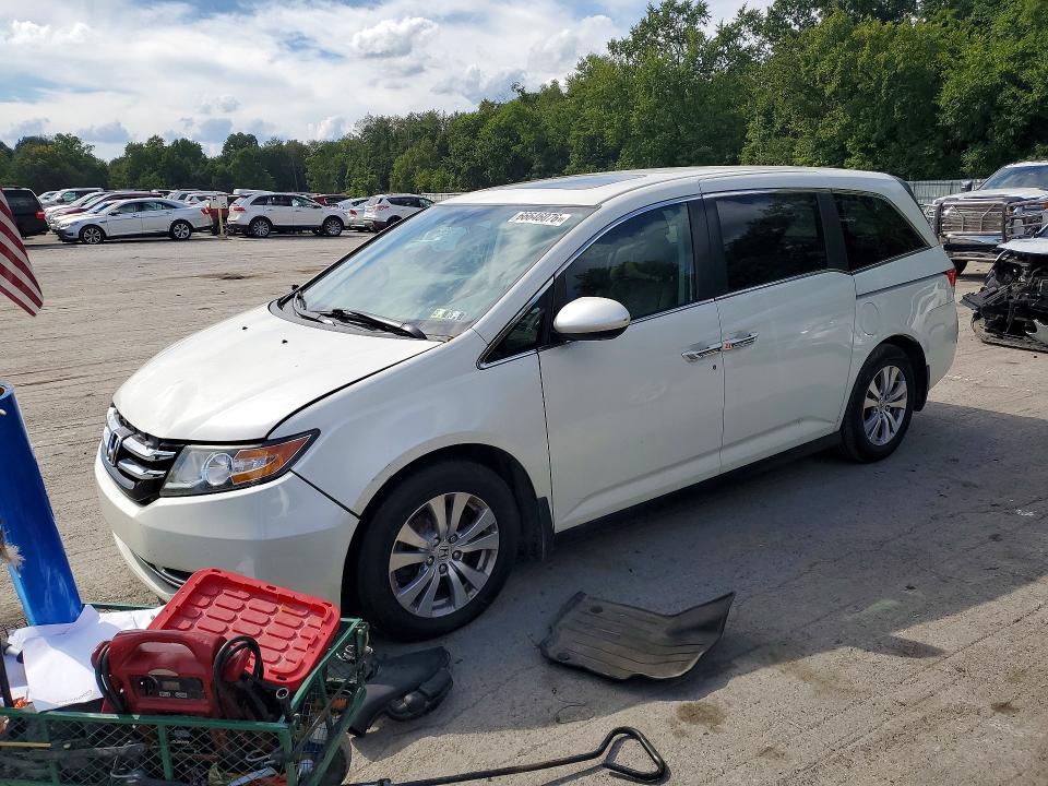 HONDA ODYSSEY 2016 with VIN 5FNRL5H69GB064604 - Photo from auction