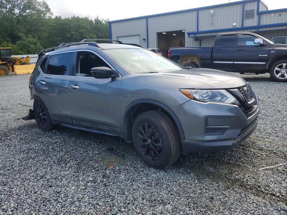 Photo 4 from auction – 2018 NISSAN ROGUE with VIN 5N1AT2MV9JC733236