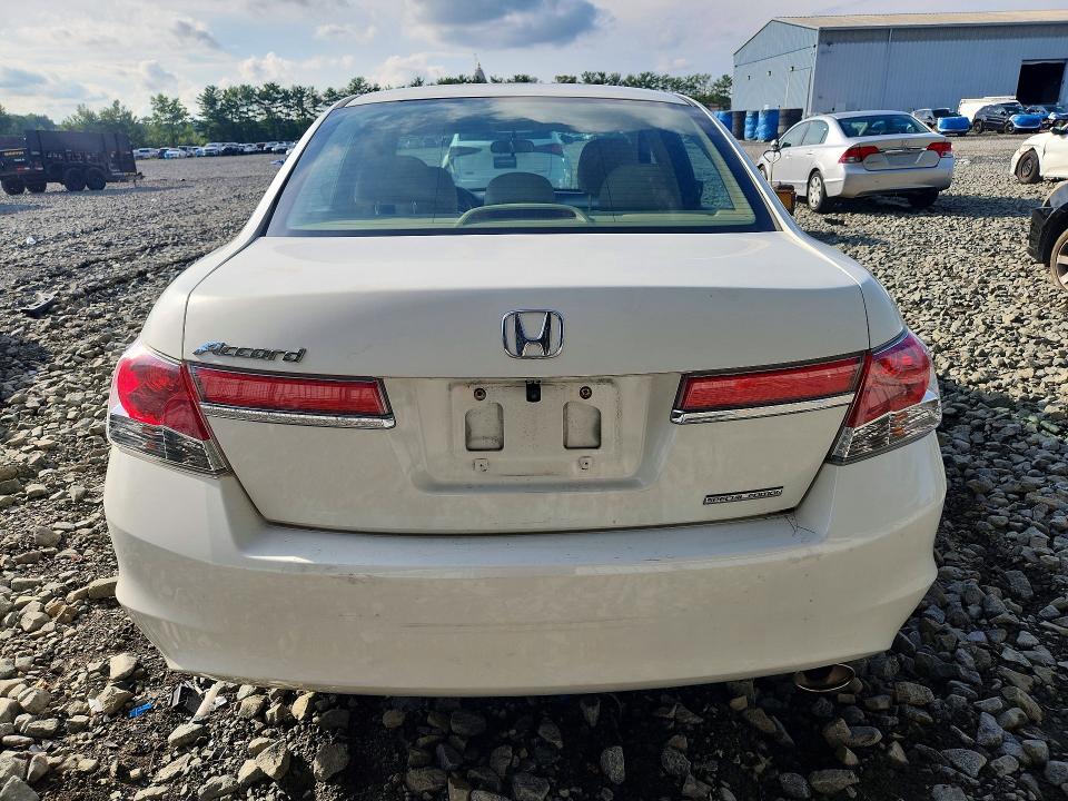 Photo 6 from auction – 2012 HONDA ACCORD with VIN 1HGCP2F63CA049709