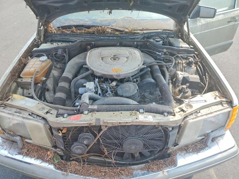 Photo 11 from auction – 1989 MERCEDES-BENZ 560 with VIN WDBCA39E6KA459166