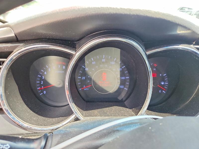 Снимка 9 от търг – 2013 KIA OPTIMA с VIN 5XXGM4A70DG203478