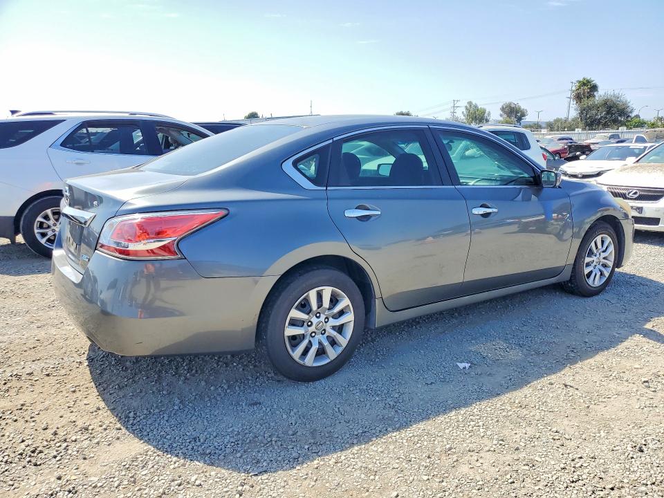 Photo 3 from auction – 2014 NISSAN ALTIMA with VIN 1N4AL3AP9EN225025