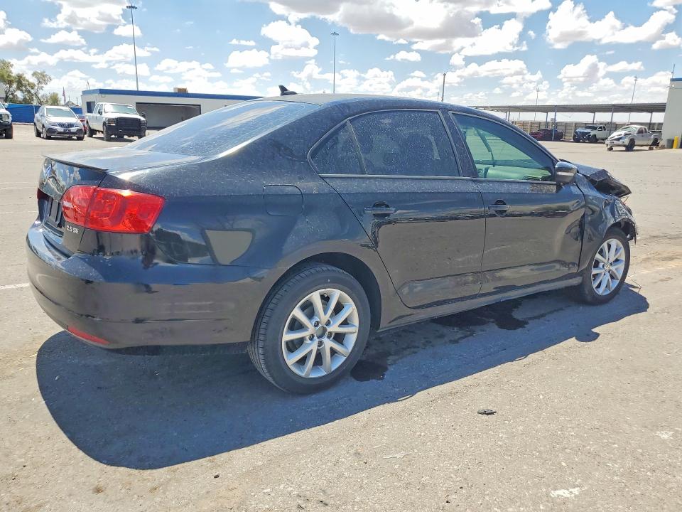 Photo 3 from auction – 2012 VOLKSWAGEN JETTA with VIN 3VWDP7AJ0CM021720
