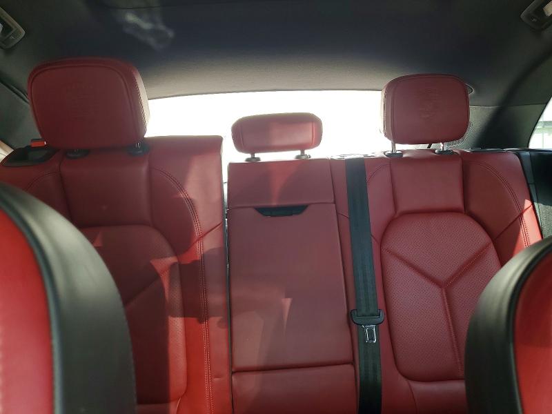 Photo 10 from auction – 2022 PORSCHE MACAN with VIN WP1AA2A53NLB05580