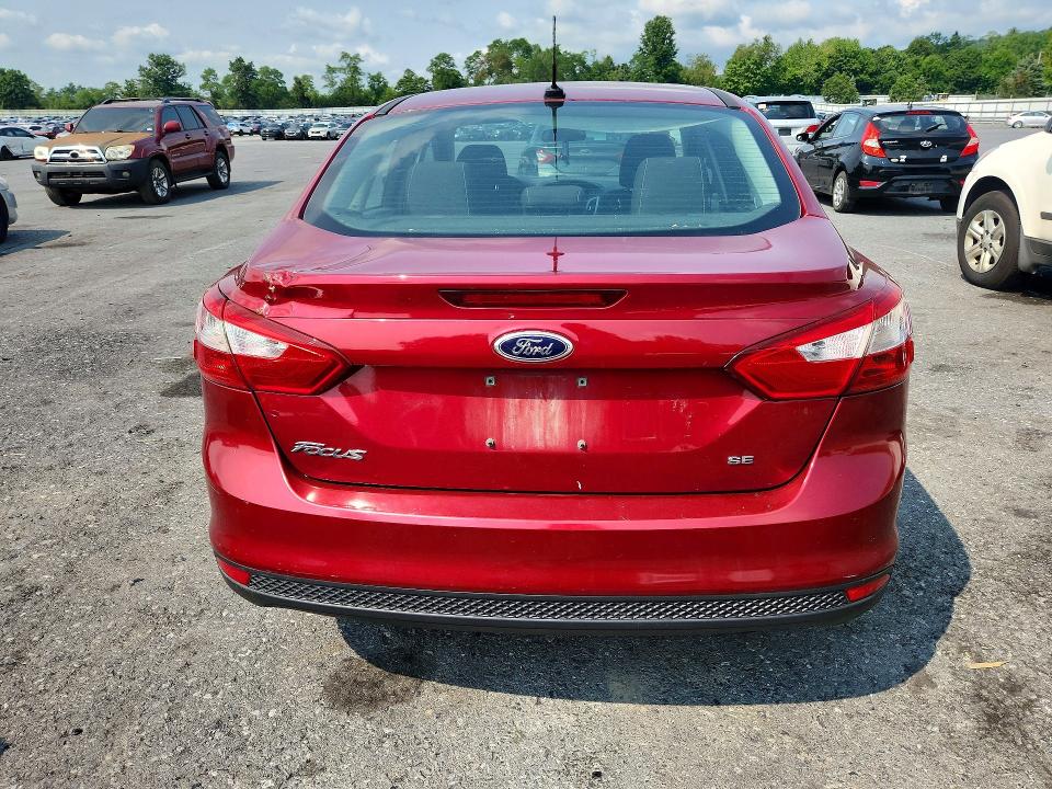 Photo 6 from auction – 2014 FORD FOCUS with VIN 1FADP3F24EL404860