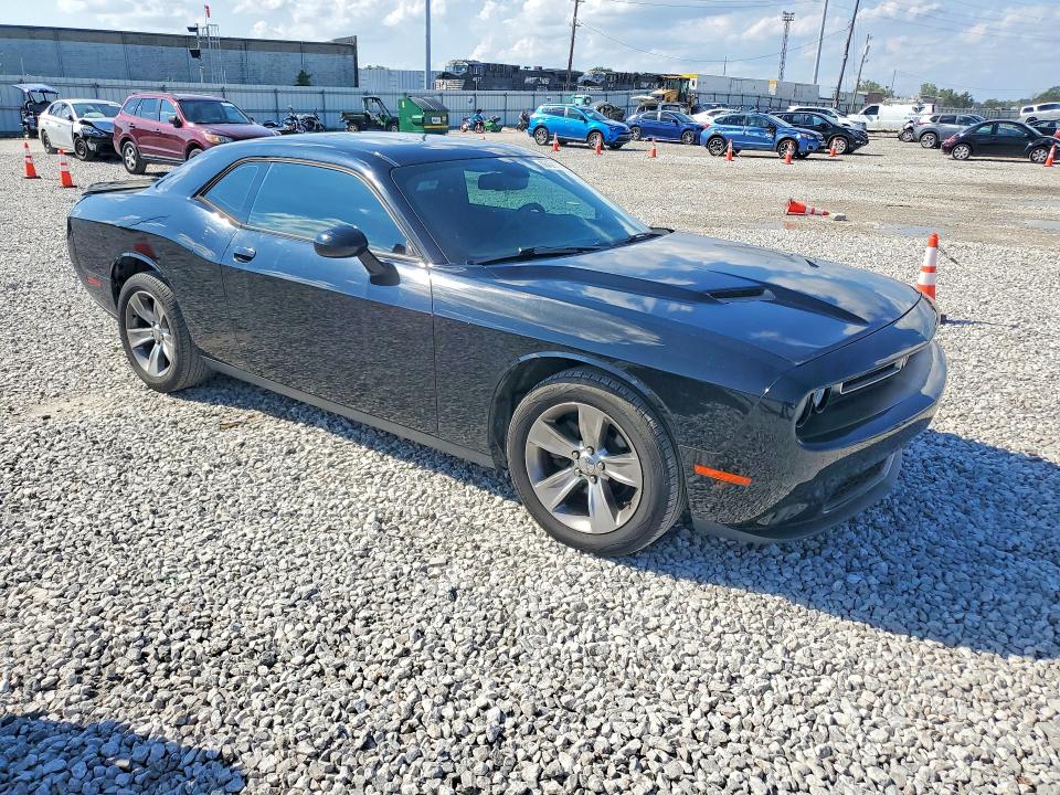 Photo 4 from auction – 2015 DODGE CHALLENGER with VIN 2C3CDZAG0FH774825