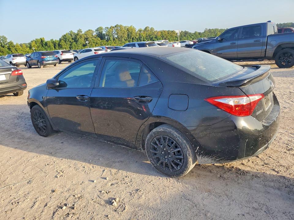 Photo 2 from auction – 2015 TOYOTA COROLLA with VIN 5YFBURHEXFP227227