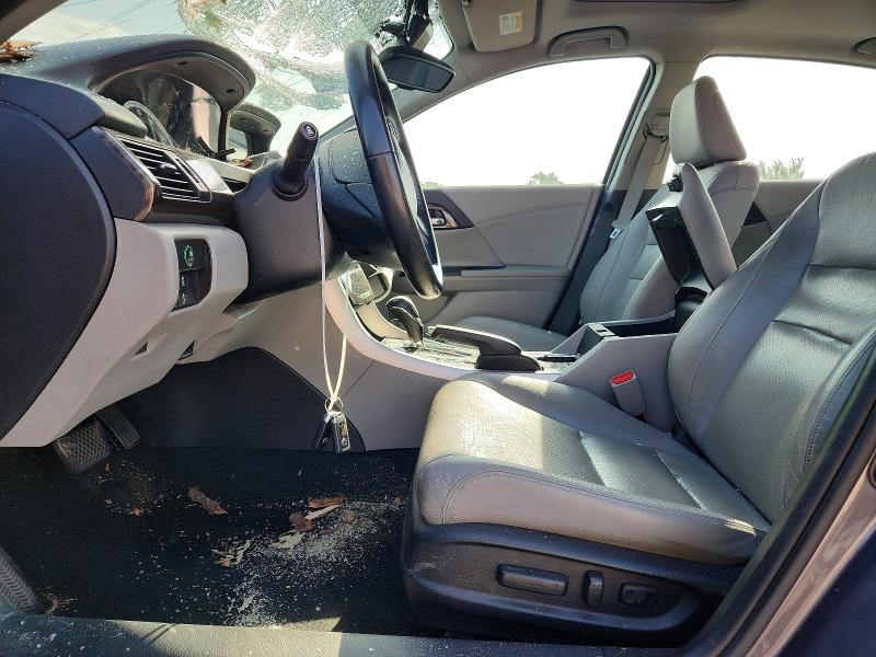 Photo 7 from auction – 2016 HONDA ACCORD with VIN 1HGCR3F03GA017652