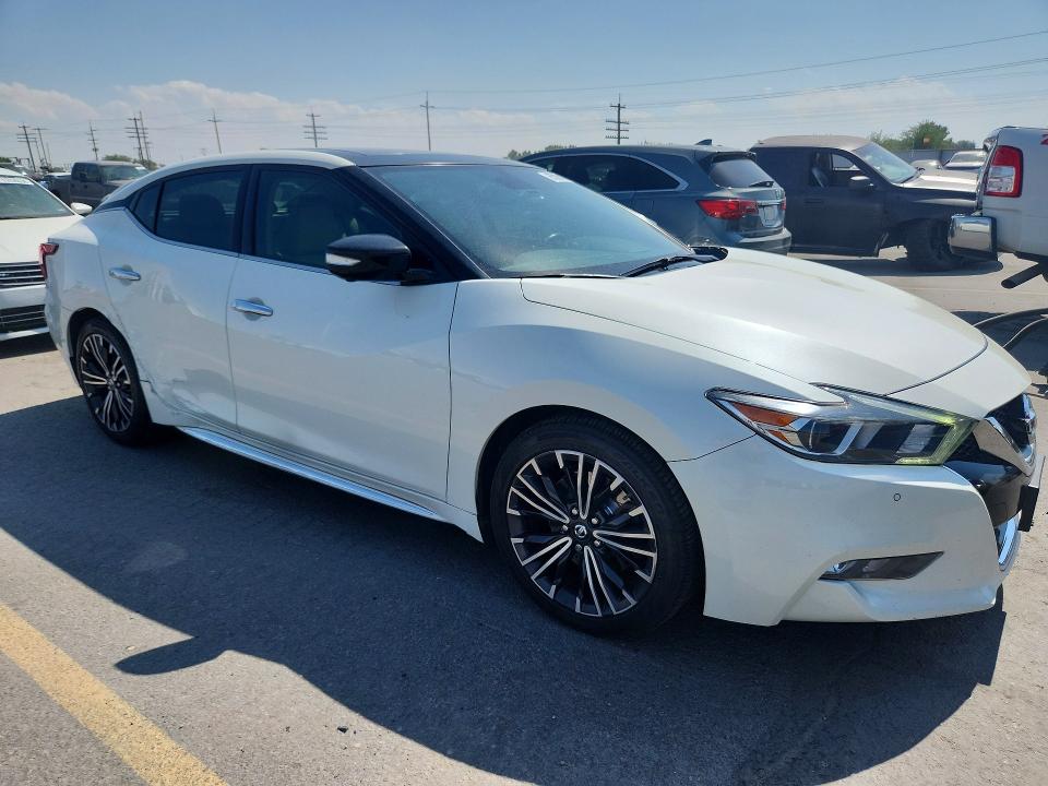Foto 4 de la subasta – 2017 NISSAN MAXIMA con VIN 1N4AA6AP0HC410748