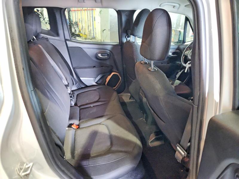 Photo 11 from auction – 2017 JEEP RENEGADE with VIN ZACCJABB9HPF06205