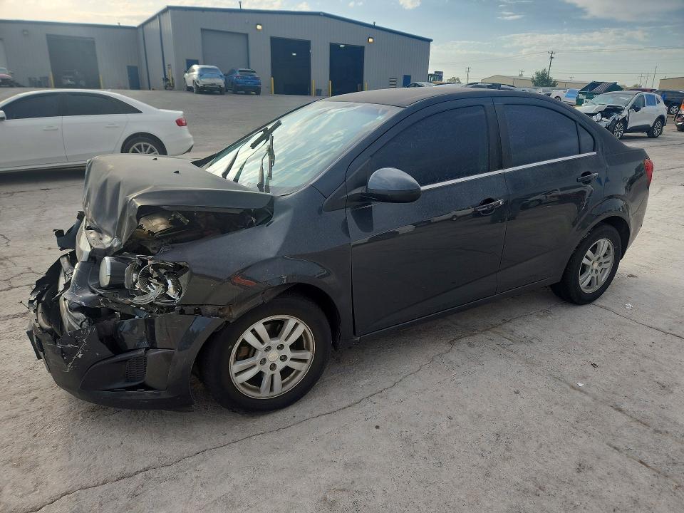 CHEVROLET SONIC 2015 с VIN 1G1JC5SH9F4101446 - Снимка от търг