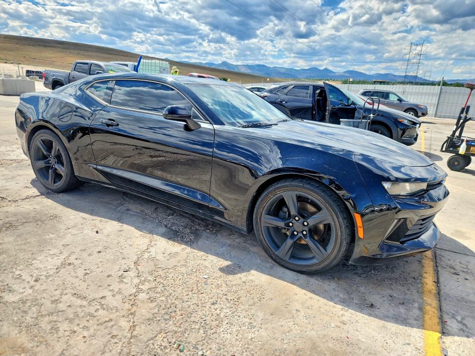 Photo 4 from auction – 2017 CHEVROLET CAMARO with VIN 1G1FA1RX1H0175374