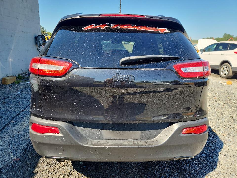 Photo 6 from auction – 2016 JEEP CHEROKEE with VIN 1C4PJLCB8GW146390