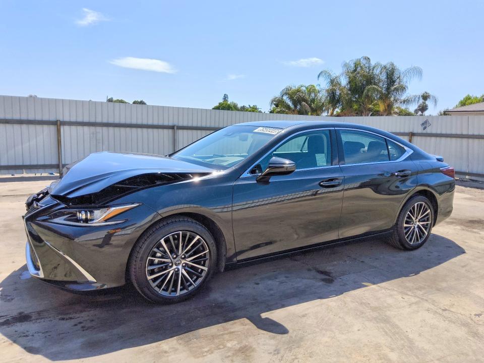 2025 LEXUS ES 300H - Търг №65450446