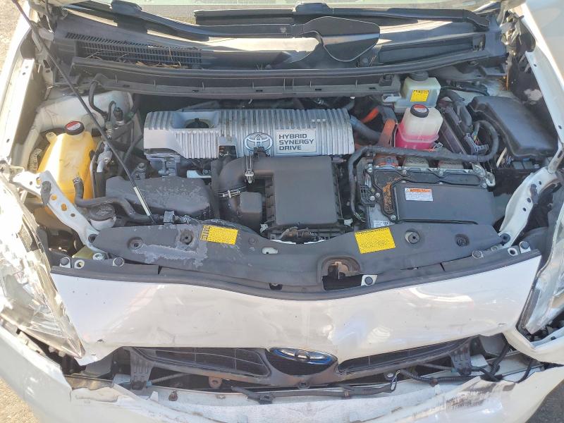 Photo 11 from auction – 2015 TOYOTA PRIUS with VIN JTDKN3DU1F1881836