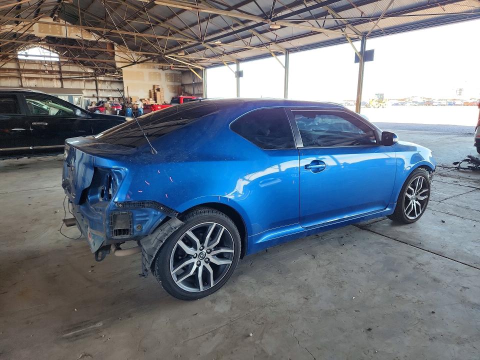 Photo 3 from auction – 2016 SCION TC with VIN JTKJF5C74GJ024789