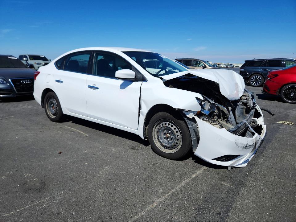Photo 4 from auction – 2017 NISSAN SENTRA with VIN 3N1AB7AP2HY217153