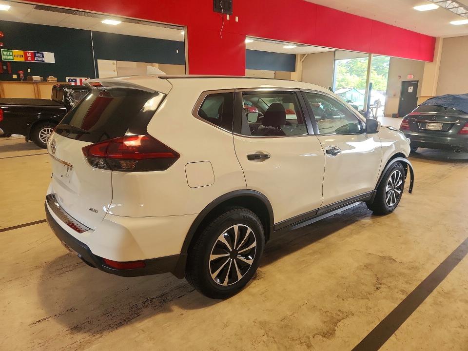 Photo 3 from auction – 2018 NISSAN ROGUE with VIN 5N1AT2MVXJC792201