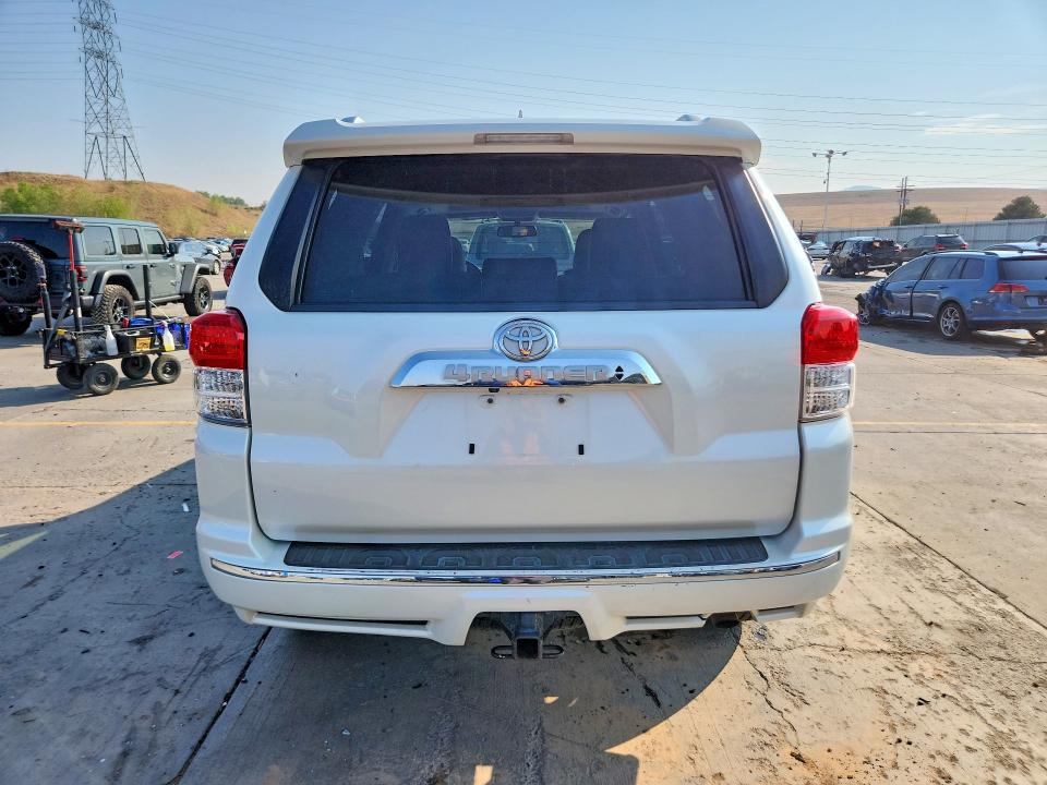 Фото 6 с аукциона – 2013 TOYOTA 4RUNNER с VIN JTEBU5JR4D5149104