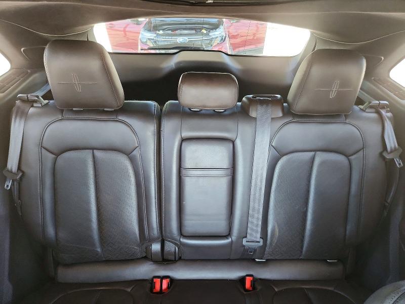 Photo 10 from auction – 2018 LINCOLN MKC with VIN 5LMTJ4DH4JUL14254