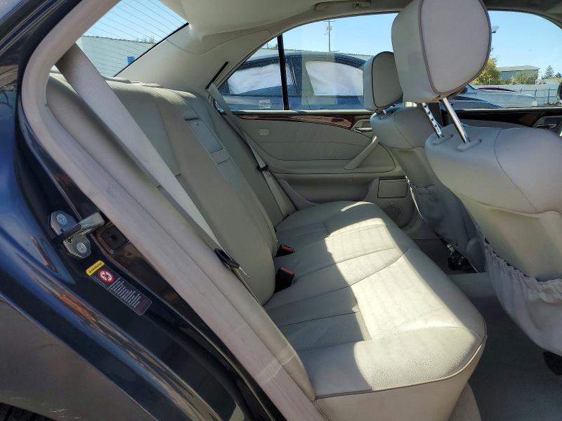 Photo 10 from auction – 2001 MERCEDES-BENZ E with VIN WDBJF83J01X061328