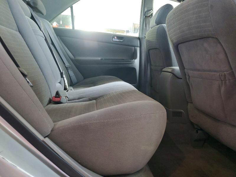 Photo 10 from auction – 2006 TOYOTA CAMRY with VIN 4T1BE32KX6U719389