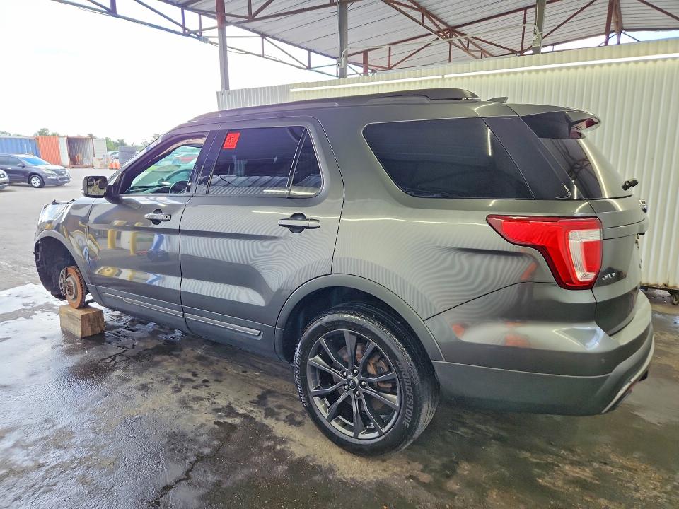 صورة رقم 2 من المزاد - 2017 FORD EXPLORER مع VIN 1FM5K7D88HGC75011