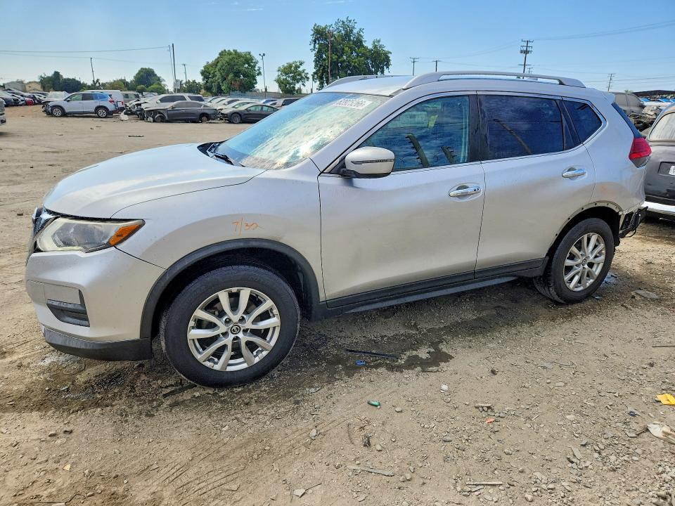 Фото 1 с аукциона – 2017 NISSAN ROGUE с VIN KNMAT2MT6HP537888