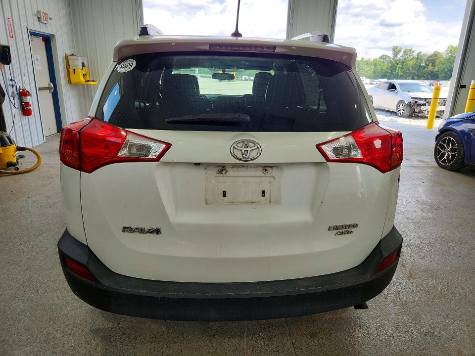 Photo 6 from auction – 2015 TOYOTA RAV4 with VIN 2T3DFREV7FW348228