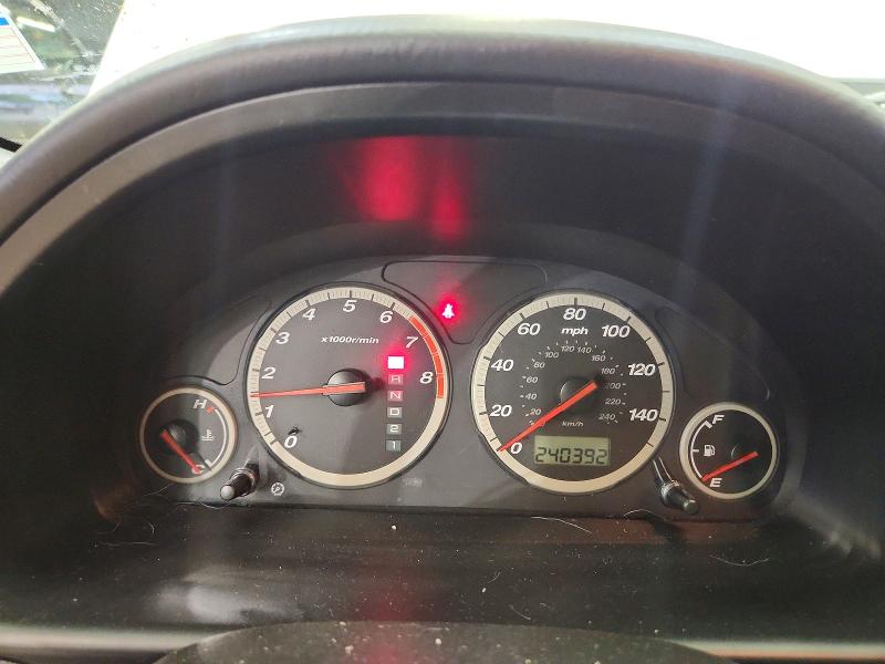 صورة رقم 9 من المزاد - 2002 HONDA CR-V مع VIN JHLRD68422C021023