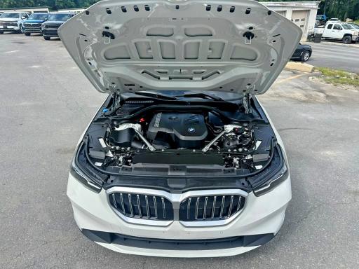 Photo 8 from auction – 2027 BMW 530 with VIN WBA53FJ07VCY10095