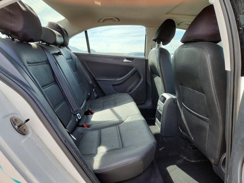 Photo 10 from auction – 2012 VOLKSWAGEN JETTA with VIN 3VWDX7AJ9CM386137